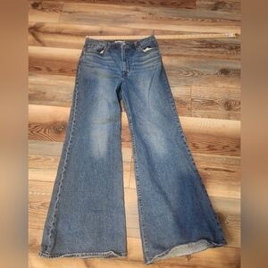Levis Ribcage Bell Wide Leg Jeans Size 32